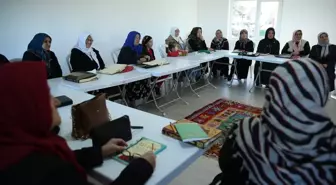 Ordu'da köy yaşam merkezinde kadınlara Kur'an-ı Kerim eğitimi veriliyor