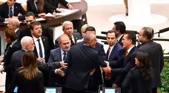 TBMM Genel Kurulu, Meclis Başkanvekili Celal Adan başkanlığında toplandı