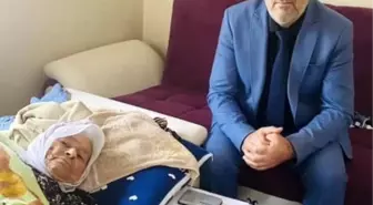 99 yaşındaki Ayşe Akın'ın resmi işlemleri evinde gerçekleştirildi