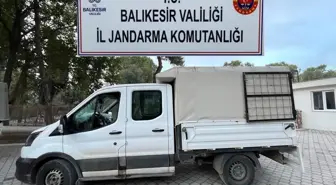 Balıkesir'de düzensiz göçmen taşıyan şahıslar yakalandı