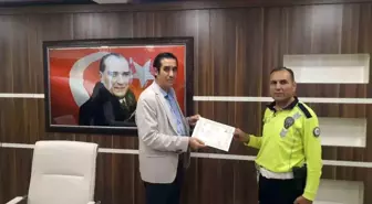 Mersin'deki Polis Memurları Başarı Belgesi İle Ödüllendirildi