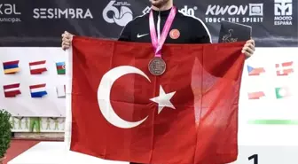 Bilecikli Sporcular Taekwondo Şampiyonasında Büyük Başarı Gösterdi