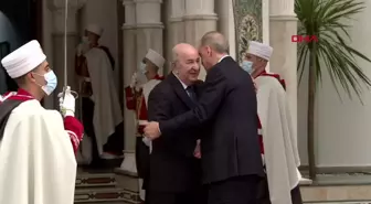 Erdoğan, Cezayir Cumhurbaşkanlığı Sarayı'nda resmi törenle karşılandı