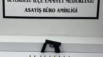 Sosyal medya fenomeni Banu Parlak evinde ruhsatsız silahla yakalandı