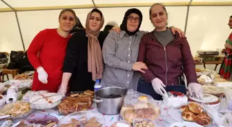 Trabzon'da Filistin'e Destek Amacıyla 'Hayır Çarşısı' Açıldı