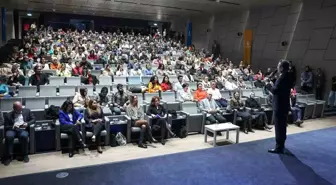 Başakşehir Belediyesi Kariyer Sempozyumu düzenledi