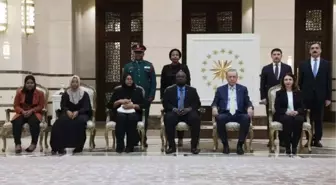 Büyükelçilerden Cumhurbaşkanı Erdoğan'a güven mektubu