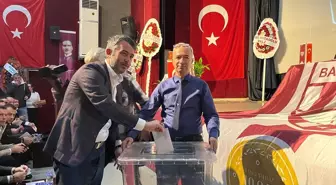 Teksüt Bandırmaspor'un Olağanüstü Seçimli Genel Kurulunda Onur Göçmez Yeniden Başkan Seçildi