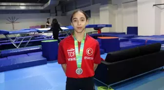 Çankırı'da Milli Sporcu Ada Kanat Dünya İkincisi Oldu