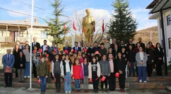 Tunceli'de PKK'lı teröristlerce okul lojmanında şehit edilen 6 öğretmen anıldı