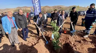 Aksaray Belediyesi Öğretmenler Günü'nde Fidan Dikme Etkinliği Düzenledi