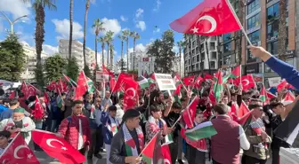 Antalya'da İsrail'e Karşı Protesto Gösterisi