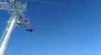 JAK Timleri Cıbıltepe Kayak Merkezi'nde Tatbikat Yaptı