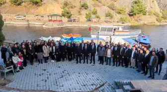 Çorum'un Oğuzlar Belediye Başkanı Öğretmenleri Ağırladı