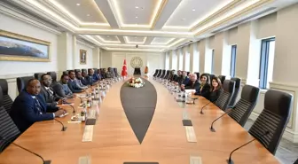 Yargıtay Genel Sekreteri Somali Yargı Mevzuatı Direktörü ve Heyetini Ağırladı