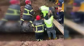 Su boru hattı çalışmasında göçük: Toprak altında kalan işçi böyle kurtarıldı