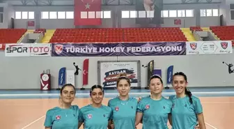 Ege Yıldızları Spor Kulübü Kadın Hokey Takımı Türkiye Kadın Hokey A Milli Takımının Yüzde 25'ini Oluşturuyor