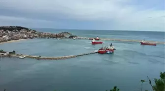 Filyos'taki lojistik gemileri, Amasra Limanı'na getirildi