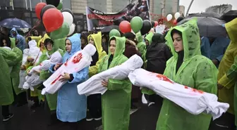 HAK-İŞ, Gazzeli kadınlara destek için yürüyüş yaptı