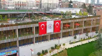 Kağıthane'de yeni kapalı otopark ve pazar yeri açıldı