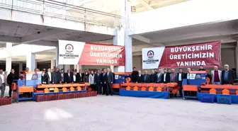 Denizli Büyükşehir Belediyesi Zeytin Üreticilerine Destek Verdi