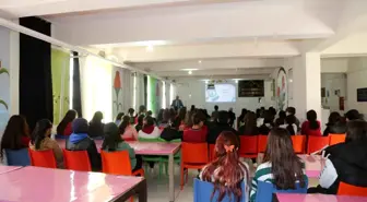 Çameli Belediye Başkanı Cengiz Arslan, Çameli Anadolu Lisesi'nde Kariyer Günleri programında konuşmacı olarak yer aldı