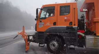 Bolu Dağı'nda Kar ve Tipi Etkili Oluyor