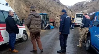 Erzurum'da traktör kazası: 11 yaşındaki çocuğun kullandığı traktörün altında kalan kişi hayatını kaybetti