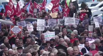 İzmir Emek ve Demokrasi Güçleri, 'Demokrasi Yürüyüşü' Düzenledi: 'Yaşanan Süreç Tam Anlamıyla Bir Yargı Darbesidir'