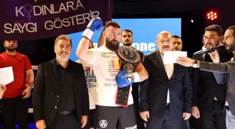 Milli kick boksçu Muhammed Dursun, rakibi çıkmadığı maçı hükmen kazandı
