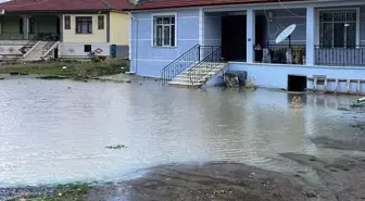 Kulu'da Sağanak Yağış Sonucu Su Baskınları Oluştu