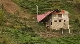 Rize'de şiddetli rüzgar nedeniyle 8 evin çatısı uçtu