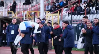 Somaspor evinde İskenderunspor'a mağlup oldu