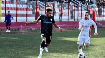 Ayvalıkgücü Belediyespor ve Aliağaspor FK Berabere Kaldı