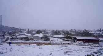 Trakya'nın yüksek kesimlerinde kar yağışı başladı