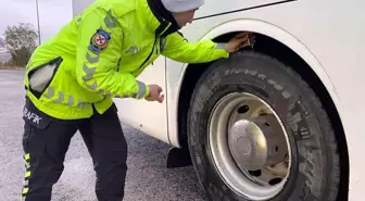 Yozgat'ta Ticari Araçlara Kış Lastiği Denetimi