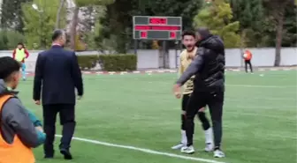 2-3 saniye sonrası skandal! Türk futbolunun neden gelişmediğini en net gösteren kare