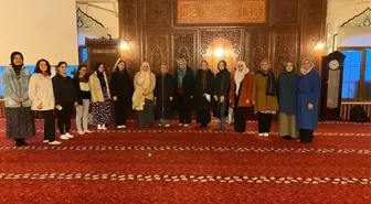 Aydın'da gençler vakit namazlarında buluşuyor
