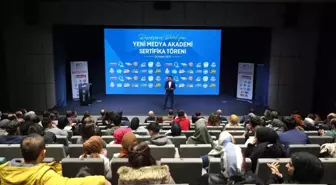 Başakşehir Belediyesi Yeni Medya Akademi'den mezunlarını uğurladı
