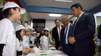Körfez İmam Hatip Ortaokulu'nda Bilim Fuarı Açıldı