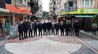 Şehzadeler Belediyesi, Çimentepe Caddesi'nde düzenleme çalışmaları yaparak bölgeyi güzelleştirdi