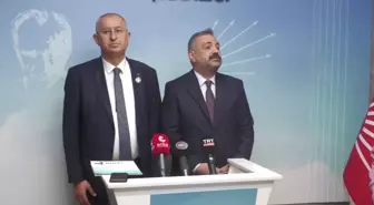 Eski CHP İzmir Milletvekili Atilla Sertel, İzmir Büyükşehir Belediye Başkanlığı İçin Adaylık Başvurusu Yaptı