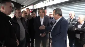 Konak Belediye Başkanı Abdül Batur, Kordon esnafını ziyaret ederek destek sözü verdi