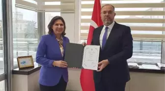 MSÜ Rektörü Prof. Dr. Erhan Afyoncu EİT tarafından ödüle layık görüldü