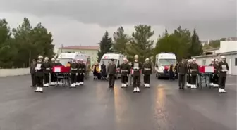 Pençe-Kilit şehitleri, memleketlerine uğurlandı