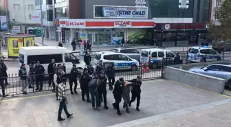 Tekirdağ Çerkezköy'de Polis Ekiplerine Mukavemette Bulunan 6 Şüpheli Yakalandı