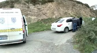 Arnavutköy'de kurşunlanmış otomobilde maske bulundu