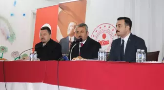 Edirne Valisi: 3 Yıl İçinde 600 Kilometre Köy Yoluna Sıcak Asfalt Yapılacak