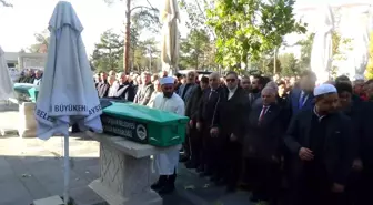 Kayseri'nin ünlü iş insanı İdris Demirel son yolculuğuna uğurlandı