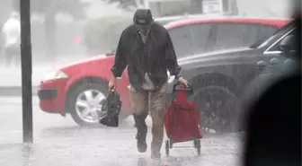 Bu saat aralığına dikkat! Meteoroloji'den İstanbul için yağış ve fırtına uyarısı